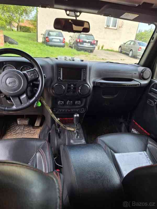 Jeep Wrangler 2,8 JK UNLIMITED - foto 8