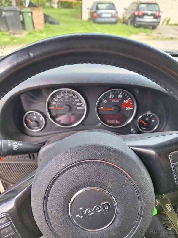 Jeep Wrangler 2,8 JK UNLIMITED - foto 9