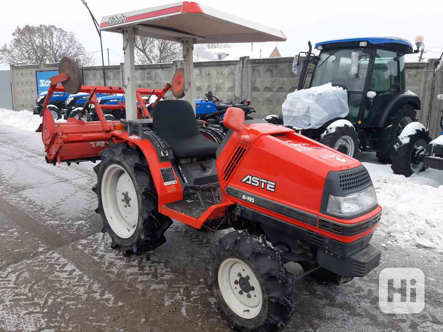 Traktor Kubota L2950  - foto 1