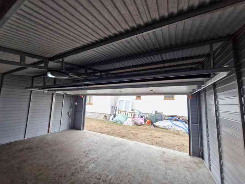 Plechova garáž 6,5x6m sekční vrata - dveře - zlatý dub TS931 - foto 4