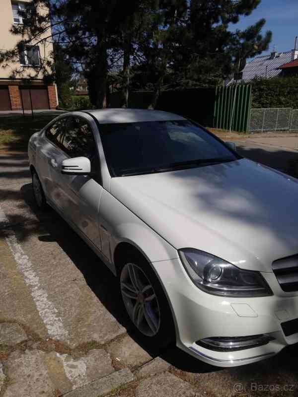 Mercedes-Benz Třídy C -Klasse Coupe C 220 CDI	 - foto 3