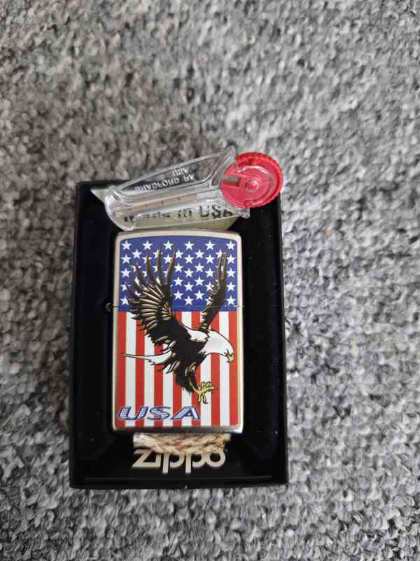 Zippo  - foto 2