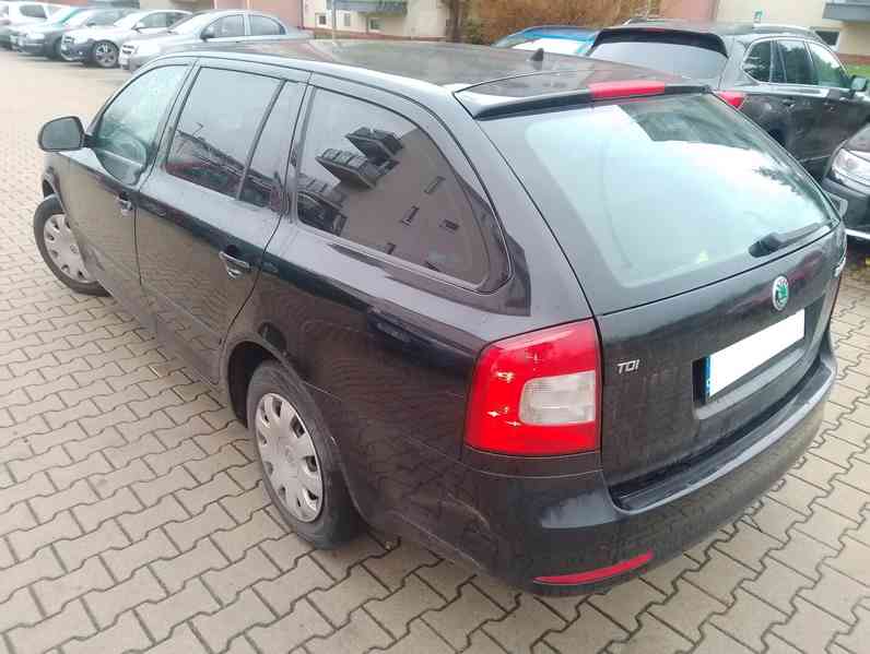 Škoda Octavia Combi 1.6 TDI DSG - foto 3