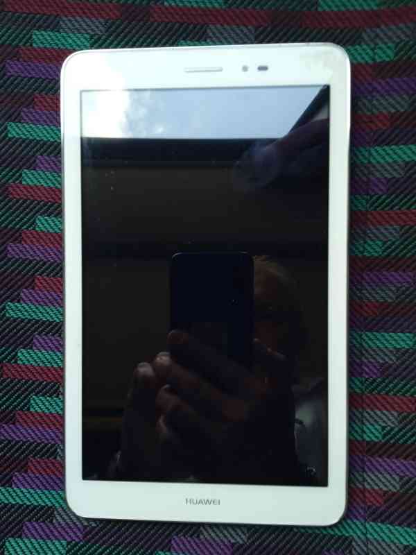 Tablet Huawei 1-821L na SIM kartu - foto 2