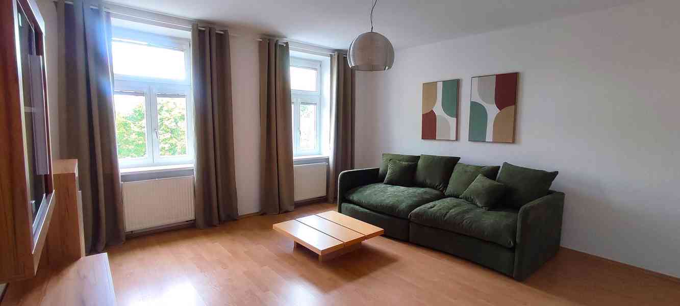 Pronájem bytu 2+1 ve Znojmě - foto 3