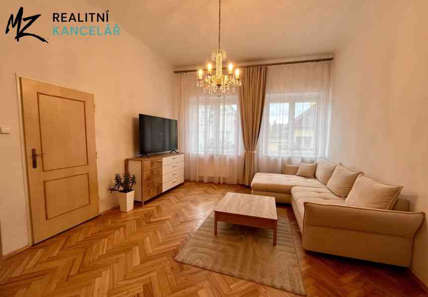 Prodej rodinného domu 169 m², pozemek 2049 m² - foto 5