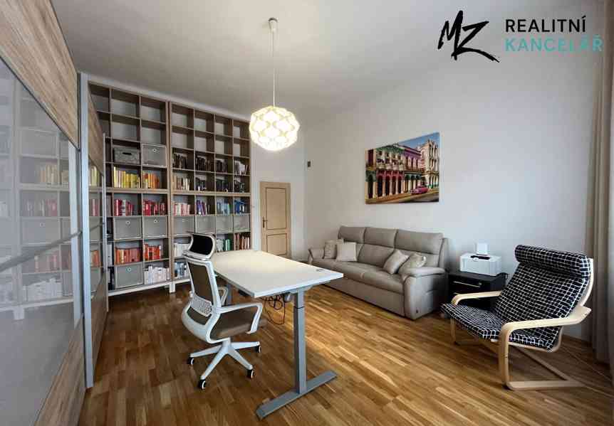 Prodej rodinného domu 169 m², pozemek 2049 m² - foto 8