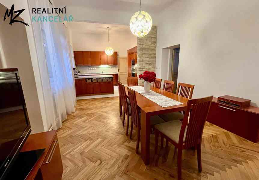 Prodej rodinného domu 169 m², pozemek 2049 m² - foto 12