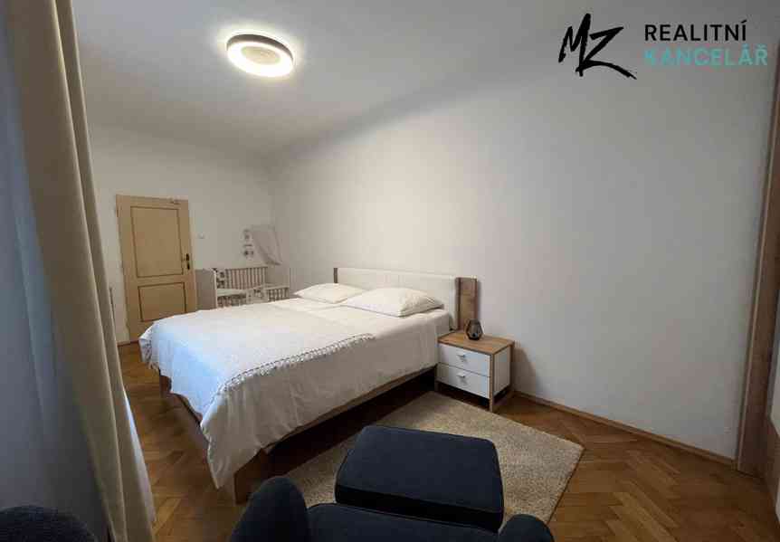 Prodej rodinného domu 169 m², pozemek 2049 m² - foto 9