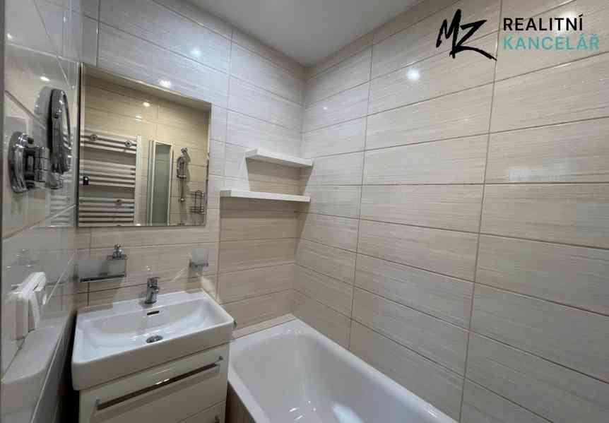 Prodej rodinného domu 169 m², pozemek 2049 m² - foto 13