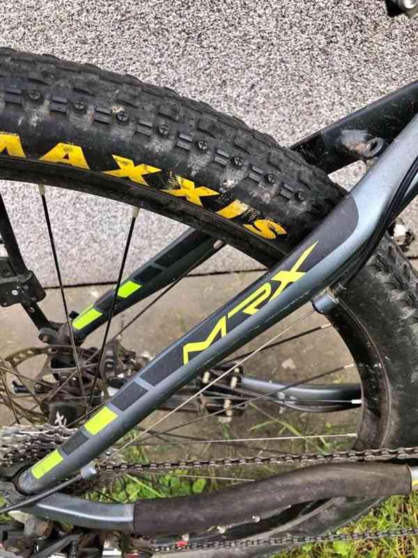 Horské kolo, MRX alu rám 29", špičková výbava Shimano XT - foto 2