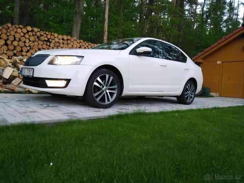 Škoda Octavia 1,2   TSI 77kw - foto 19