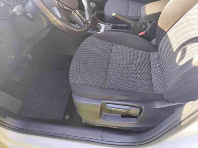 Škoda Octavia 1,2   TSI 77kw - foto 5