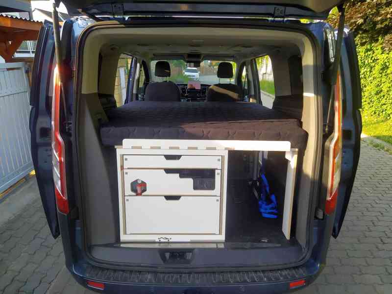 Ford Tourneo Custom - camping dodávka - foto 4