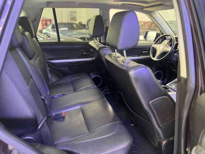 Suzuki Grand Vitara 3.2i 20 Jahre benzín 171kw - foto 13