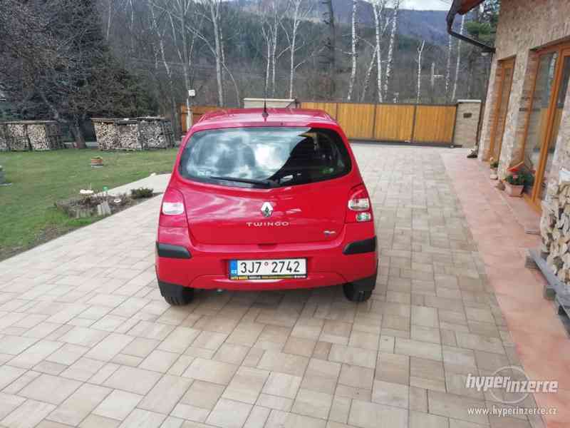 Renault Twingo 1,2 benzín  naj jen 7000 km - foto 2