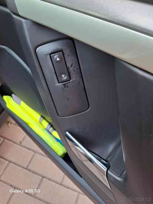 Opel Vectra 1,9   Prodám - foto 14