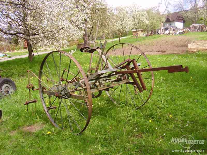Bubnová sekačku za traktor, fukar na seno, koňská hrabačka - foto 3