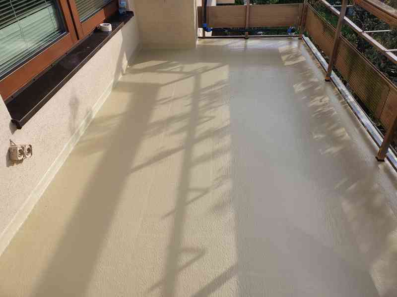 Nástřík sklolaminátu - foto 10