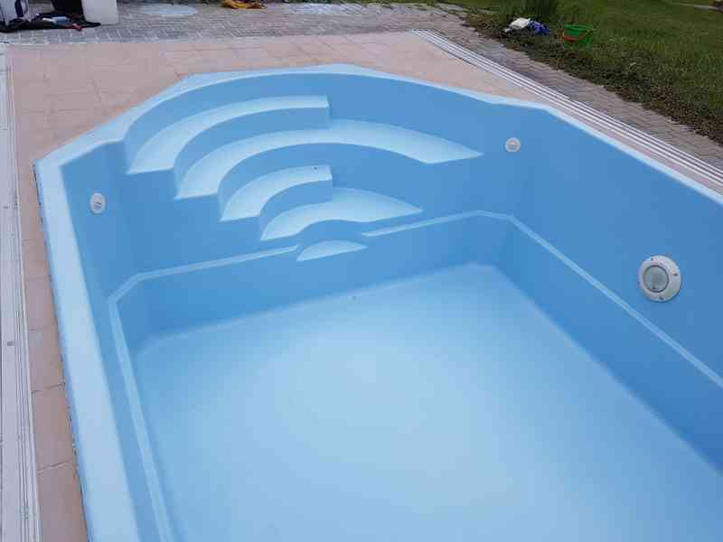 Nástřík sklolaminátu - foto 3