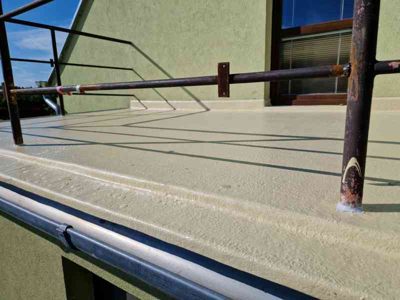 Nástřík sklolaminátu - foto 19