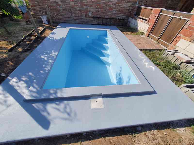 Nástřík sklolaminátu - foto 18