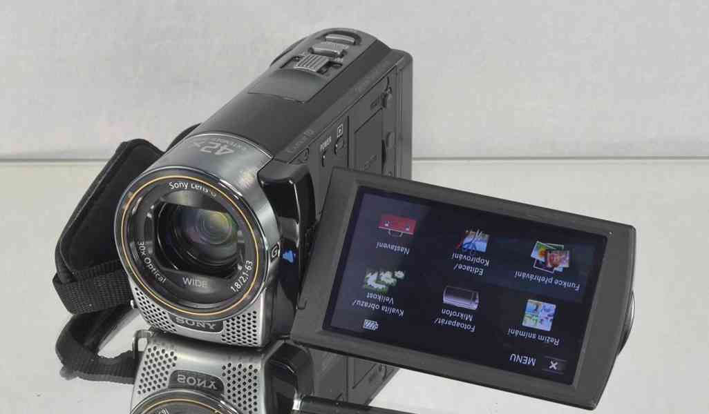 Sony HDR-CX130E *CMOS Exmor*Full HDV *30x Op.Zoom* - foto 7