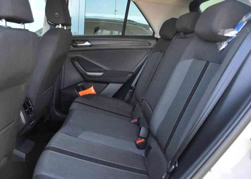 Volkswagen T-Roc 2.0TDi LIFE DSG LED CARPLAY - foto 19