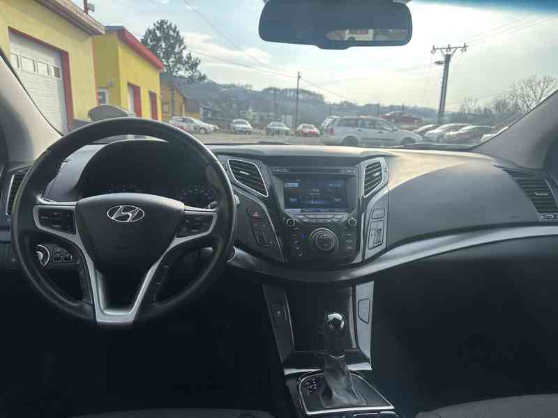 Hundai i40 1.7CRDi Automat/54tisKM/NAVI - foto 25