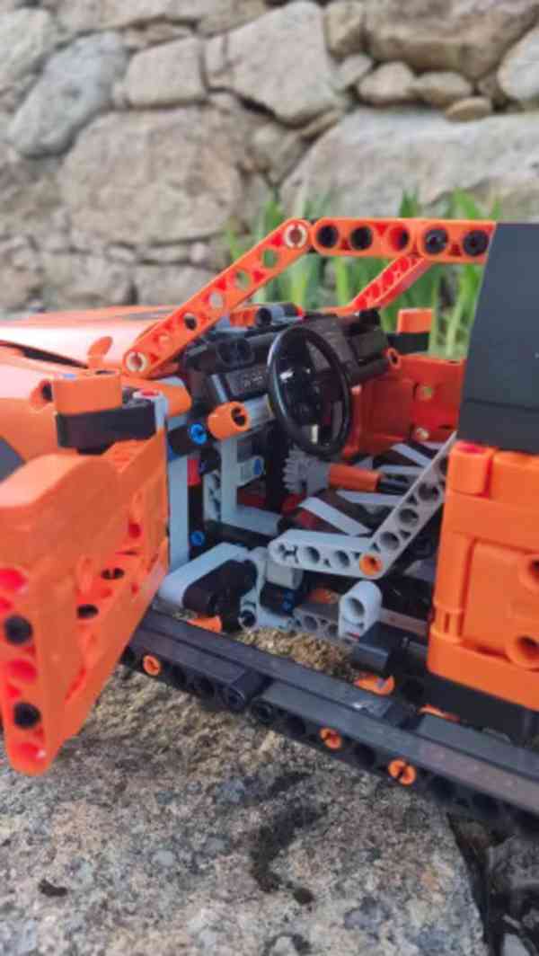 Stavebnice Ford F‑150 Raptor - Doprava ZDARMA - foto 6