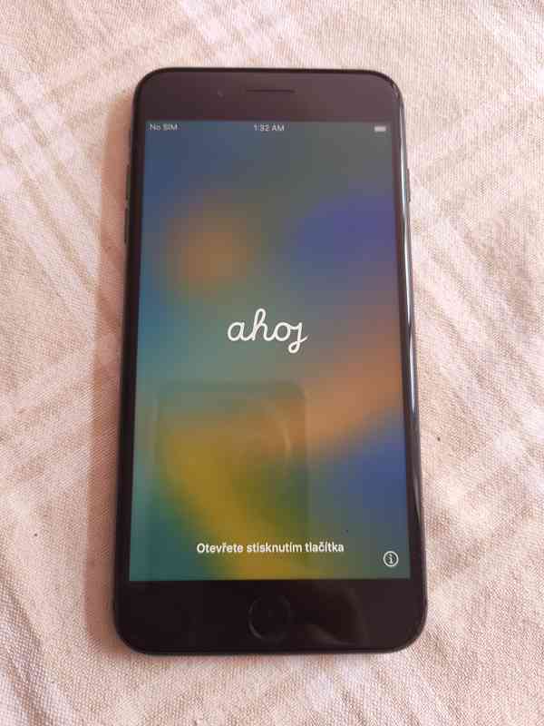 Mobilní dotykový telefon iPhone 8 Plus 64GB - foto 2