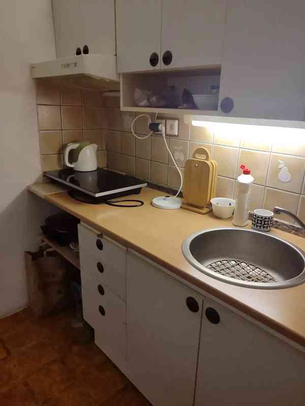 Pronájem bytu 2+kk 34 m² - foto 2