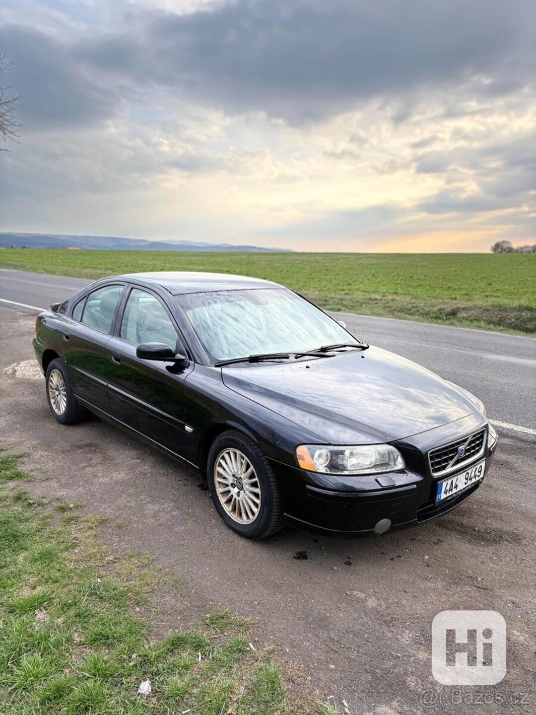 Volvo S60 2,5   T AWD, 154 kW, automat, faceli - foto 1