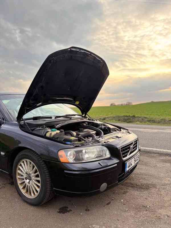 Volvo S60 2,5 T AWD, 154 kW, automat, faceli - foto 6