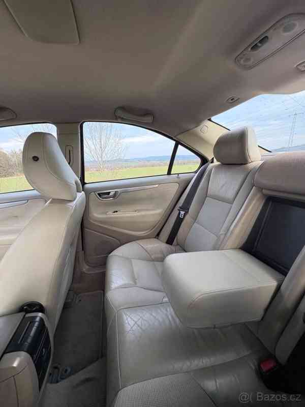 Volvo S60 2,5 T AWD, 154 kW, automat, faceli - foto 10