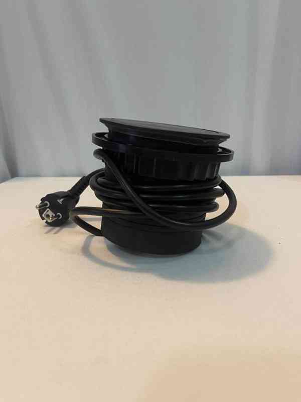 Solight PP100-B výsuvný zásuvkový blok 4× 230 V, 2 m, černý - foto 3