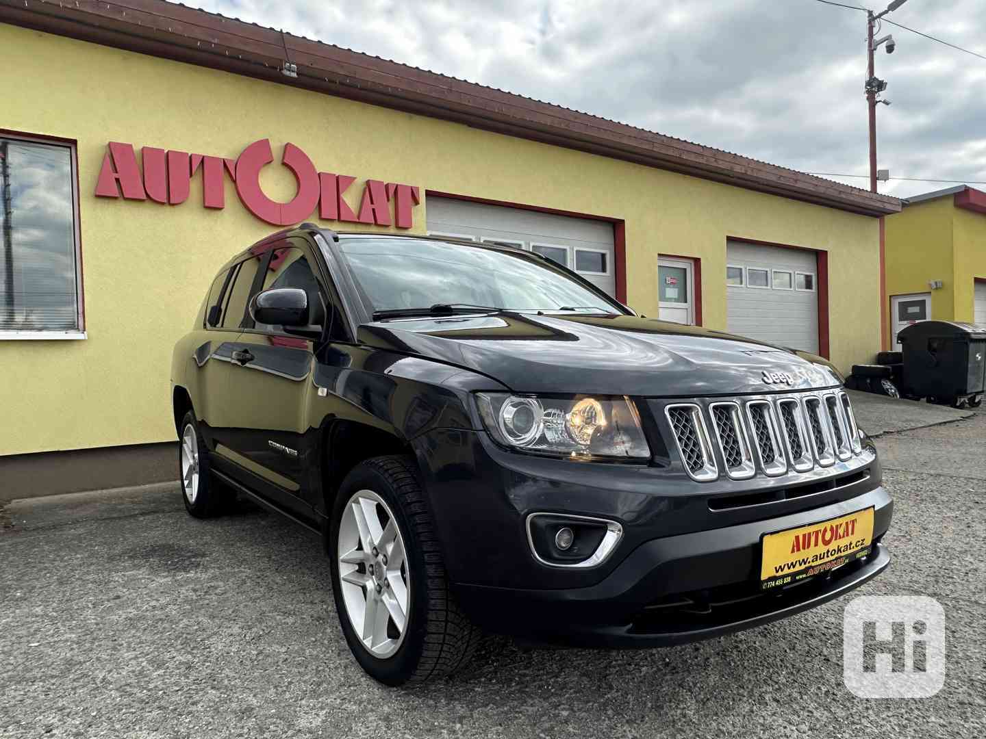 Jeep Compass 2.2 CRD 4x4/Výhřev/1MAJ/Serv.Kniha - foto 1