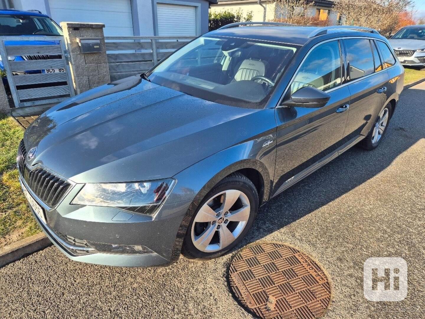 Škoda Superb 2,0   TDi 105 000 km r.v. 2019 - foto 1
