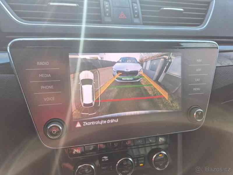 Škoda Superb 2,0   TDi 105 000 km r.v. 2019 - foto 9