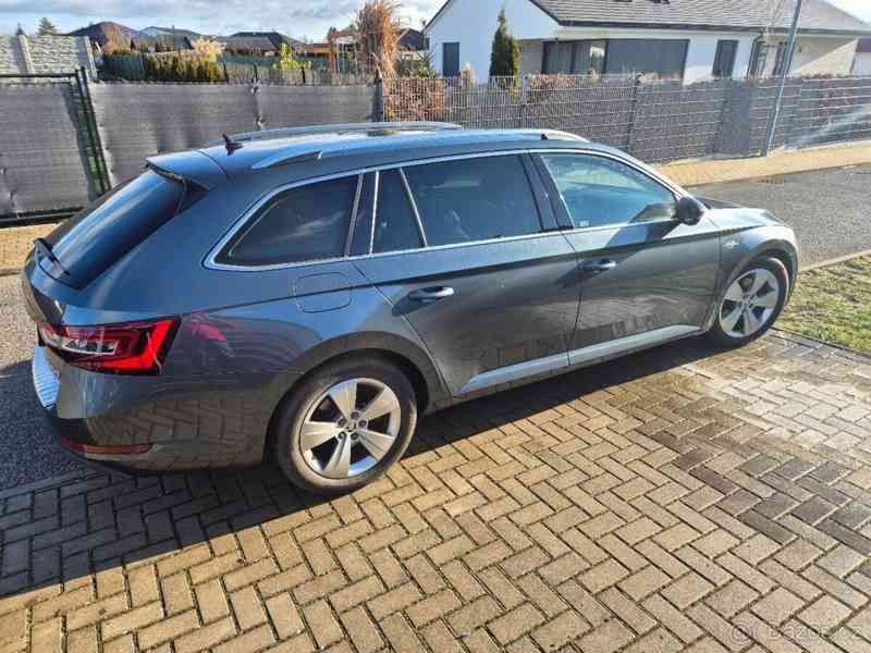 Škoda Superb 2,0   TDi 105 000 km r.v. 2019 - foto 2