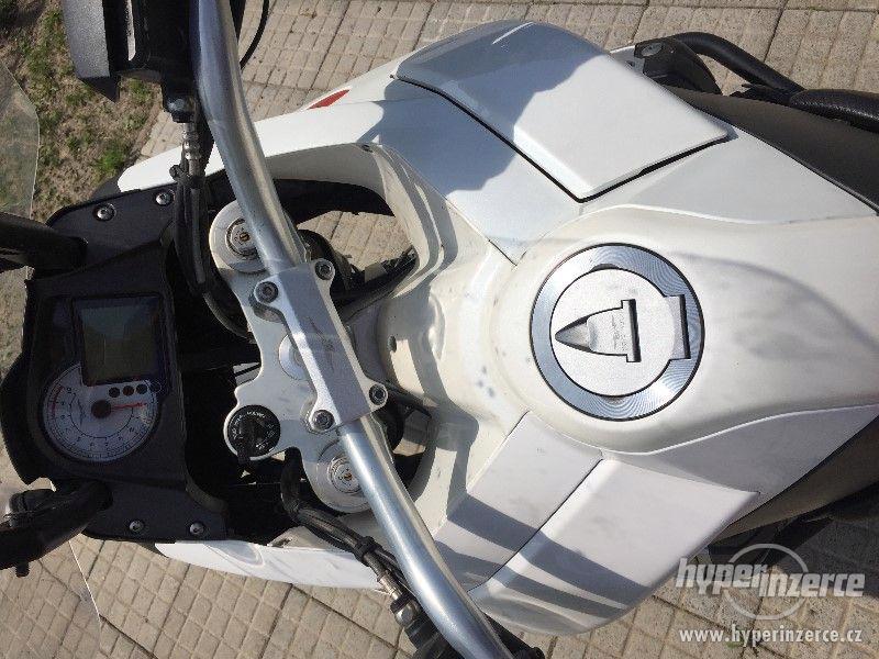 Moto Guzzi Stelvio 1200 - foto 4