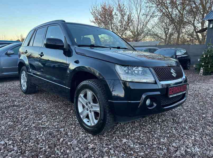 Suzuki Grand Vitara 2.0i Comfort 103kw - foto 7