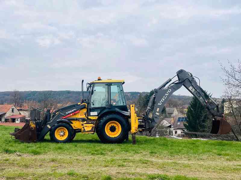 Traktorbagr Volvo BL71  - foto 2