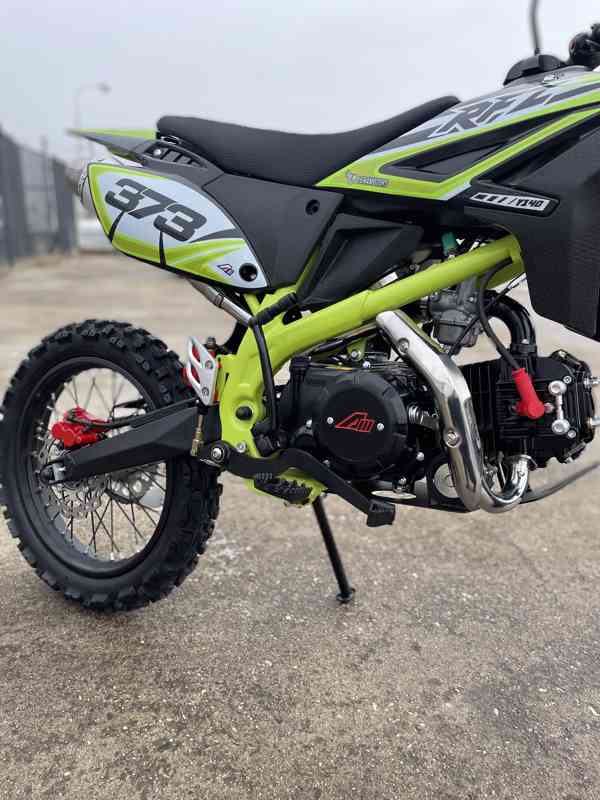 Pitbike Leramotors By Apollo THUNDER 140ccm 19"/16" - foto 9