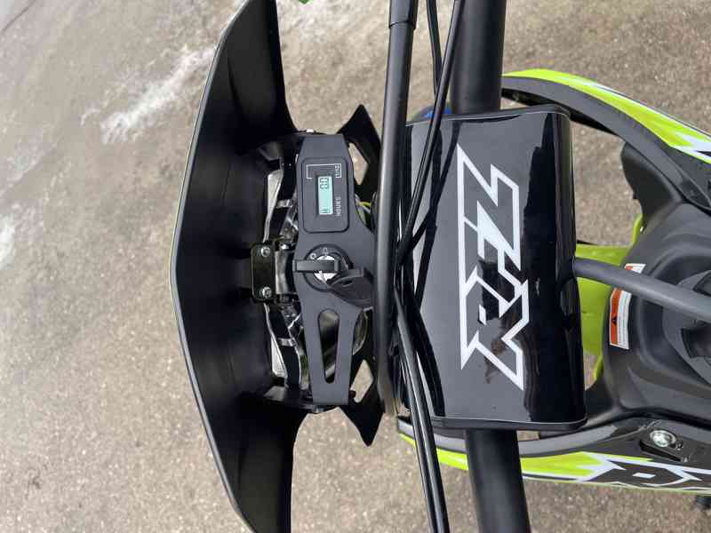 Pitbike Leramotors By Apollo THUNDER 140ccm 19"/16" - foto 10