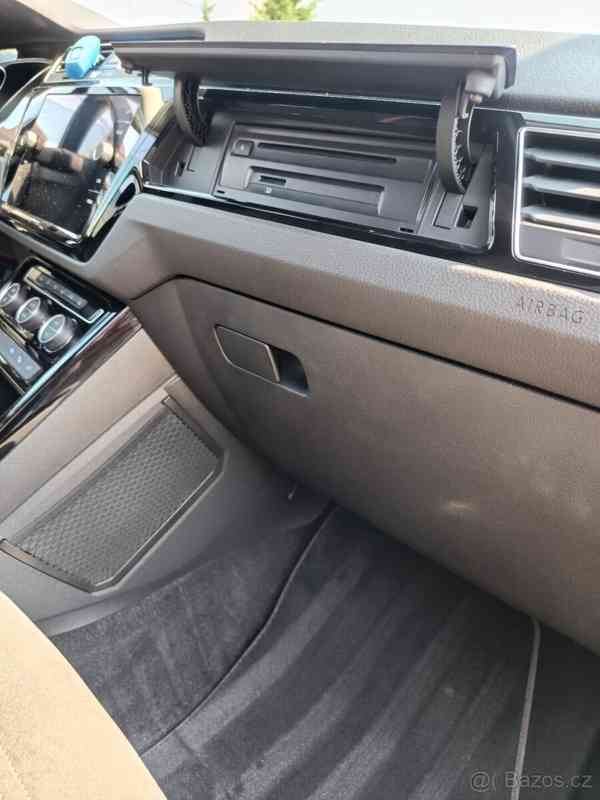 Volkswagen Touran 2,0   TDI 110kw Highline - foto 12