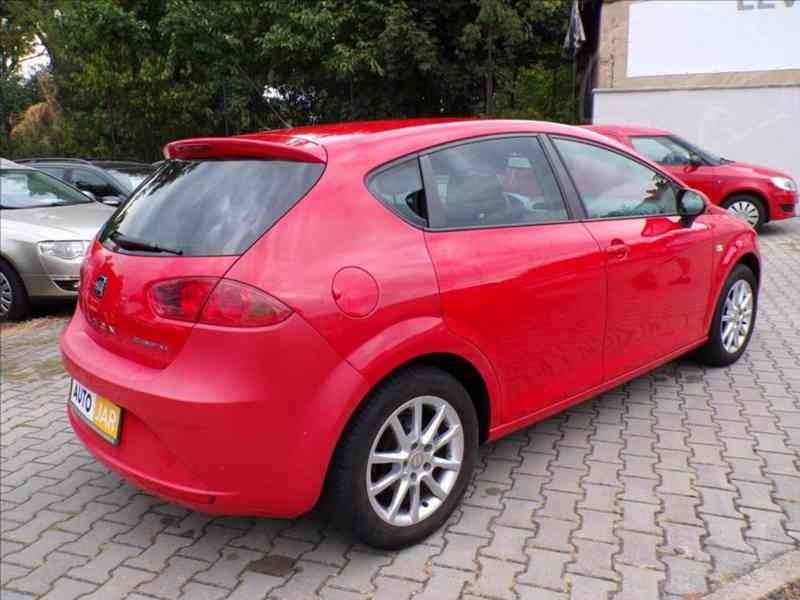 Seat Leon 1,2 TSI STYLE-HNED ODJÍŽDÍTE - foto 3