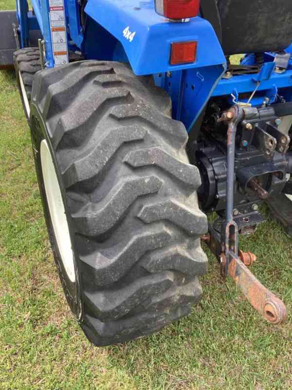 New Holland T1510 - foto 10