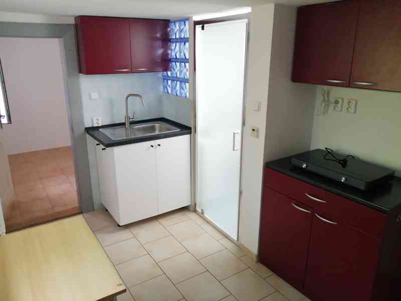 Pronájem 1+1, ulice Kronova, Řečkovice, 27 m2 - foto 2