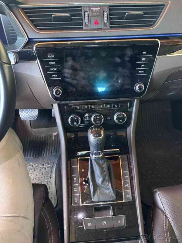 Škoda Superb 2,0   TDi,ČR,L&K,DSG,LED - foto 12